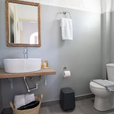 住宿加早餐酒店 Hesperia By Estia 3*